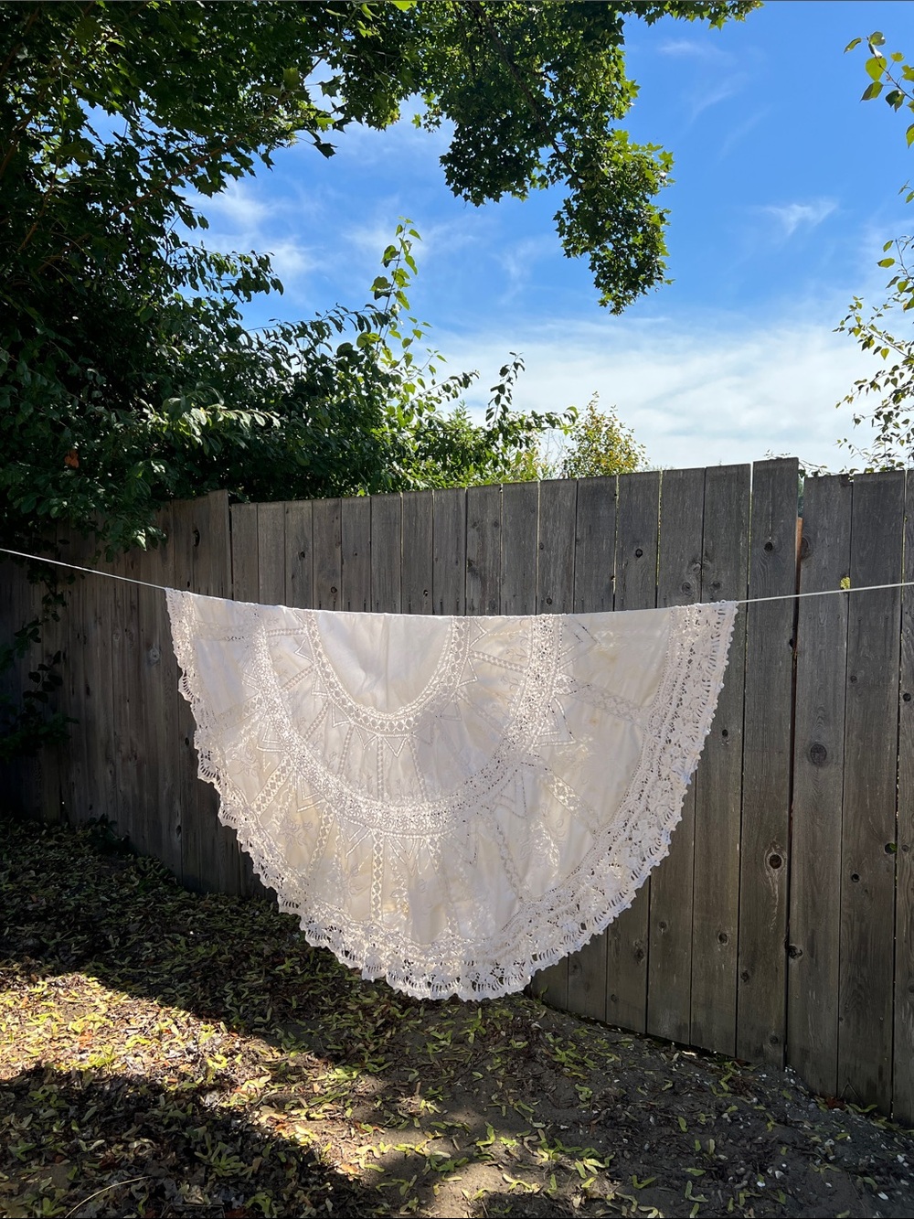 White Lace Round tablecloth
